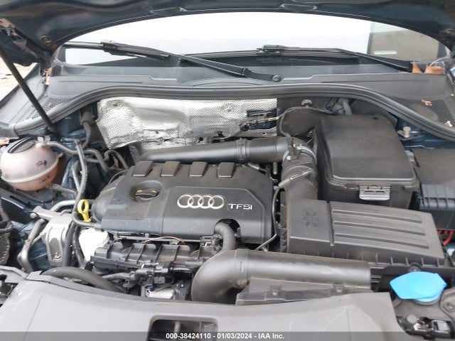 WA1HCCFS2HR017677 Audi Q3 2.0t Premium