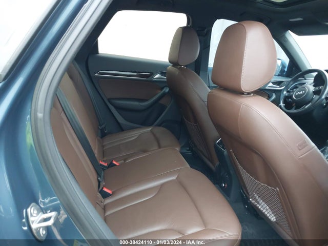 WA1HCCFS2HR017677 Audi Q3 2.0t Premium