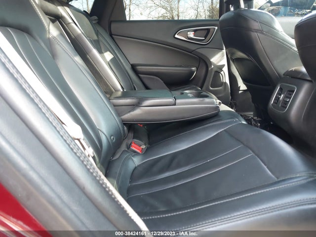Chrysler 200 C 2016 1C3CCCEG4GN110384 Image 8