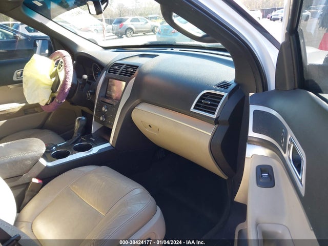 2011 FORD EXPLORER XLT VIN: 1FMHK8D82BGA81634
