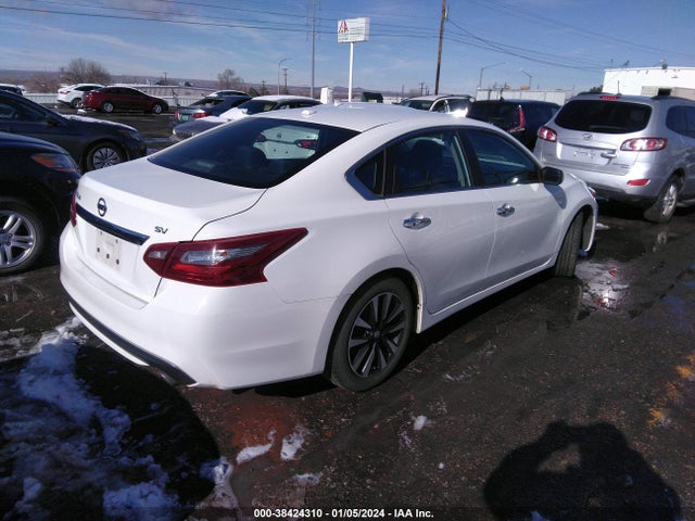 2018 NISSAN ALTIMA 2.5 SV VIN: 1N4AL3AP3JC181111