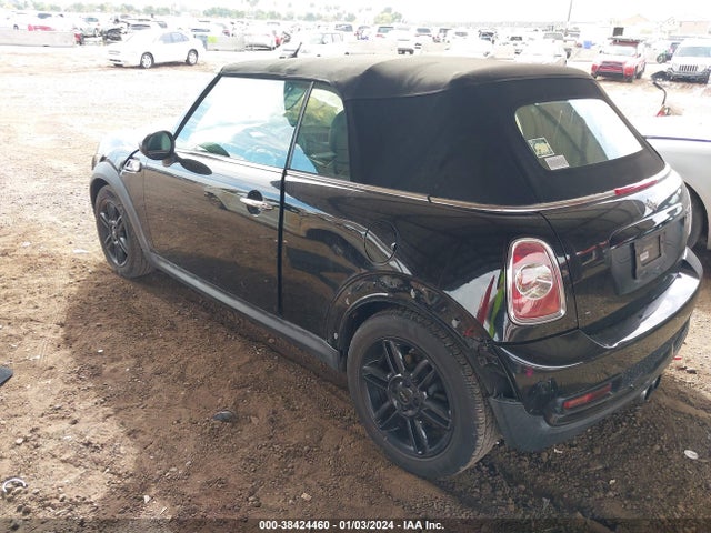 2013 MINI CONVERTIBLE WMWZP3C51DT551325 Photo 2