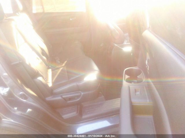 2021 HONDA PASSPORT 5FNYF8H55MB036161 Photo 7