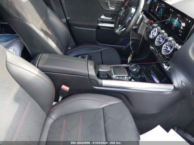 2021 MERCEDES-BENZ AMG GLA 45 W1N4N5DB1MJ220851 Photo 4