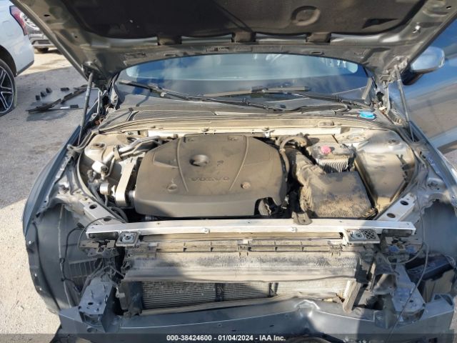 7JRA22TK9KG010688 Volvo S60 T6 Momentum