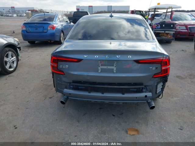 7JRA22TK9KG010688 Volvo S60 T6 Momentum