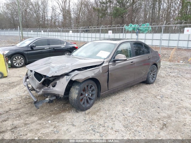 BMW 335i 2014 WBA3A9C59EF478456 Image 2