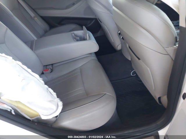 Hyundai Genesis 5.0 2015 KMHGN4JF3FU073080 Image 8