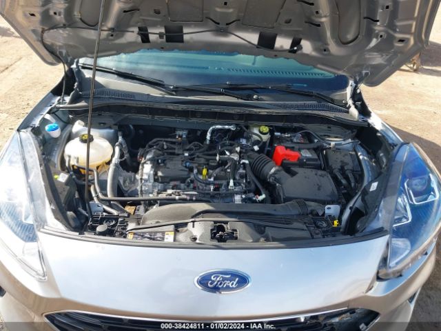 1FMCU0G62NUB87216 Ford ESCAPE SE