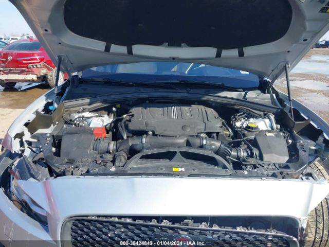 SADCP2BV2HA051636 Jaguar F-pace First Edition