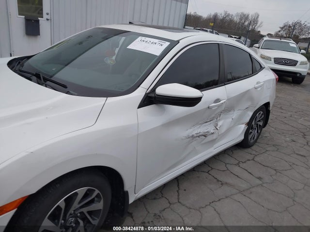 Honda CIVIC EX 2018 19XFC2F73JE006045 Image 6