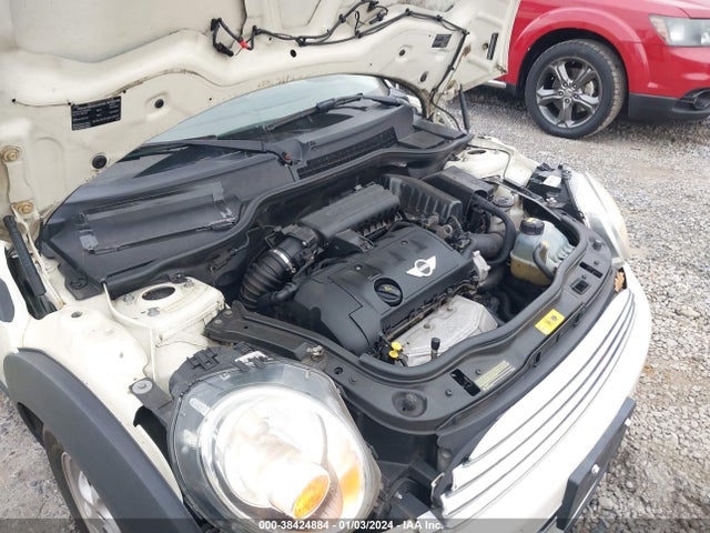 2014 MINI CLUBMAN WMWZF3C56ET493166 Photo 5