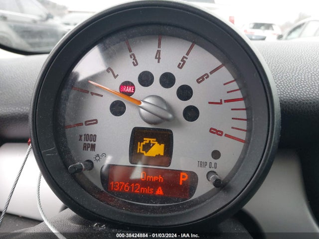 2014 MINI CLUBMAN WMWZF3C56ET493166 Photo 6