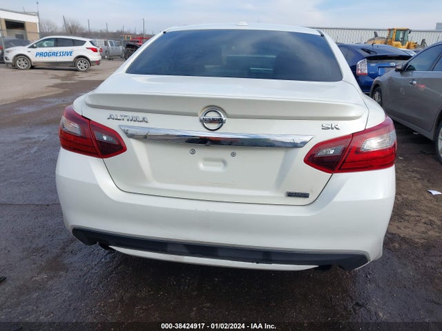 Nissan Altima 2.5 Sr 2018 1N4AL3AP1JC476837 Image 16