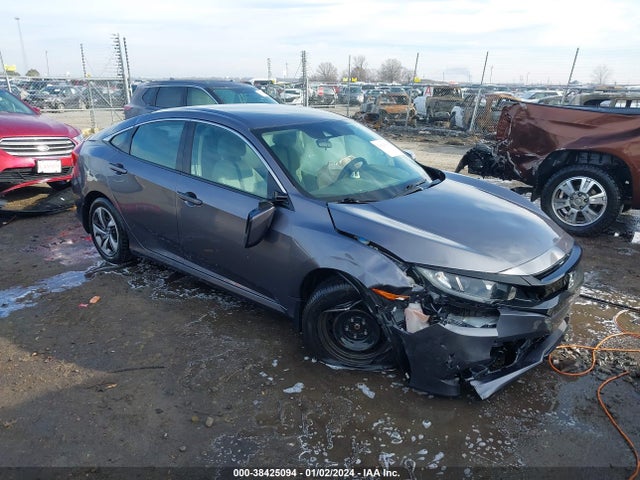 2019 19XFC2F67KE011743 main image