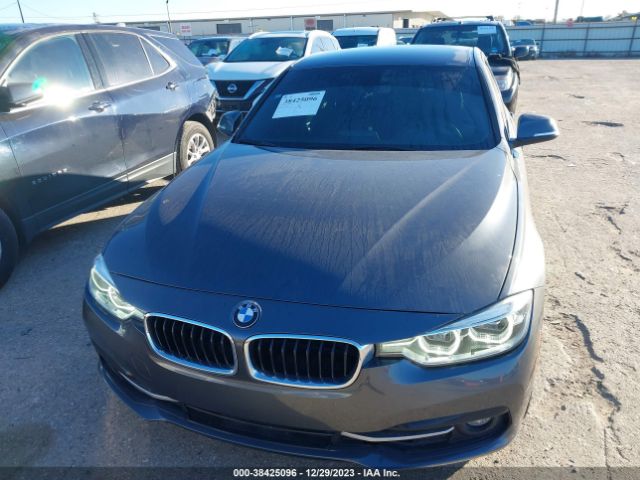 WBA8B9C57JK677185 BMW 330I
