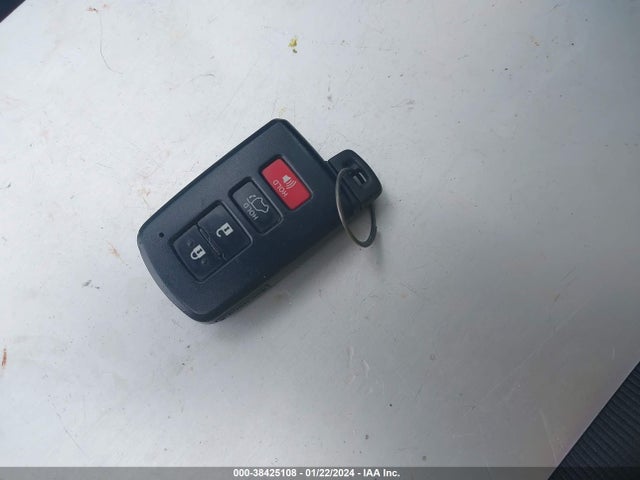 Toyota Rav4 Limited 2018 2T3DFREV2JW740719 Image 11