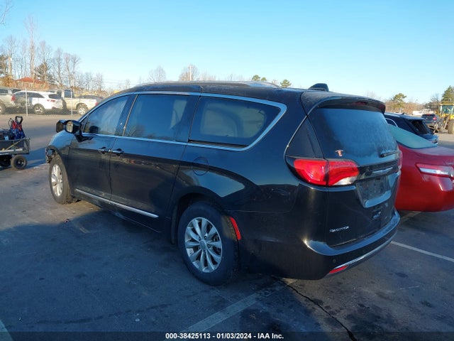 Chrysler Pacifica Touring L 2019 2C4RC1BG9KR624757 Image 3