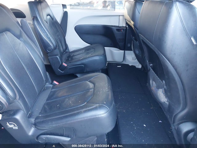 Chrysler Pacifica Touring L 2019 2C4RC1BG9KR624757 Image 8