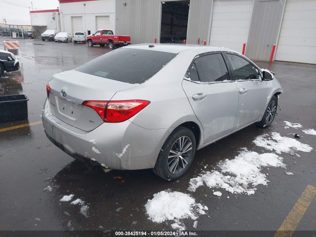Toyota COROLLA LE 2018 2T1BURHE0JC051393 Image 4