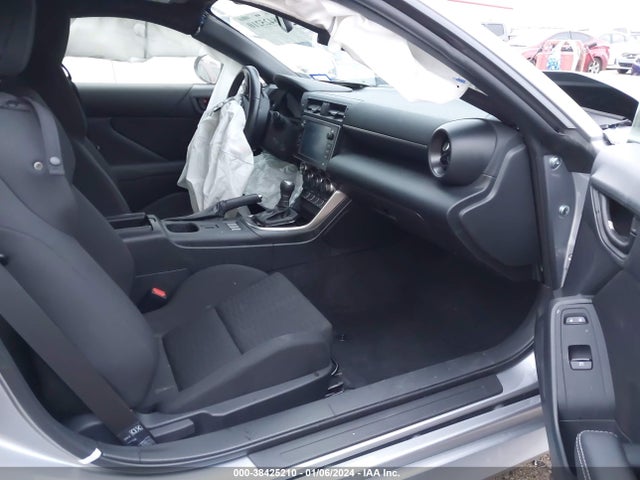 Toyota GR86 2022 JF1ZNBC13N8751472 Image 5