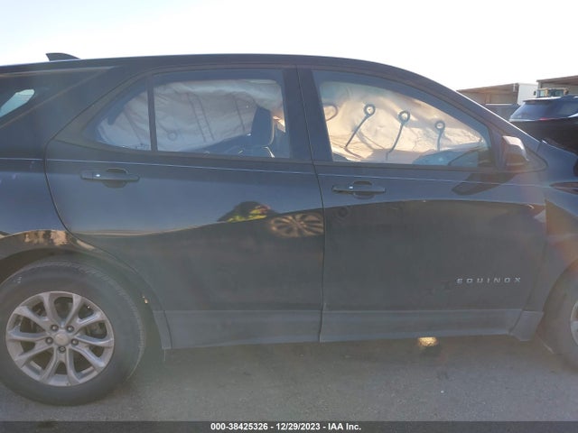 Chevrolet EQUINOX LS 2018 2GNAXHEV0J6224730 Image 12