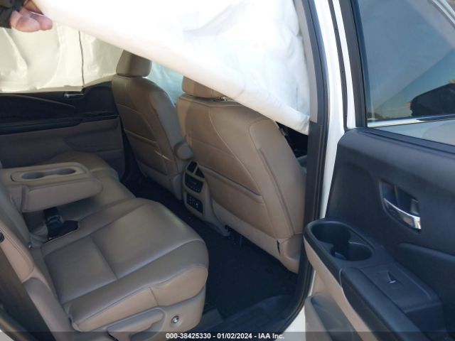 5FNYF5H92GB020215 Honda Pilot Touring