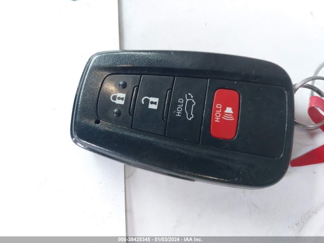 2022 TOYOTA RAV4 XLE VIN: 2T3P1RFV2NC306334