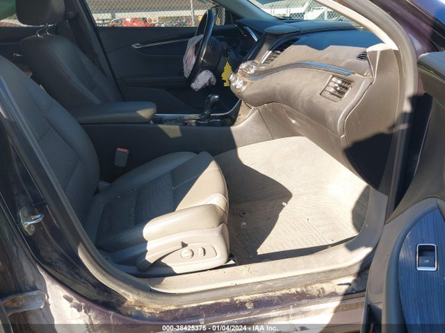 Chevrolet IMPALA 1LT 2018 2G1105S38J9170437 Image 5