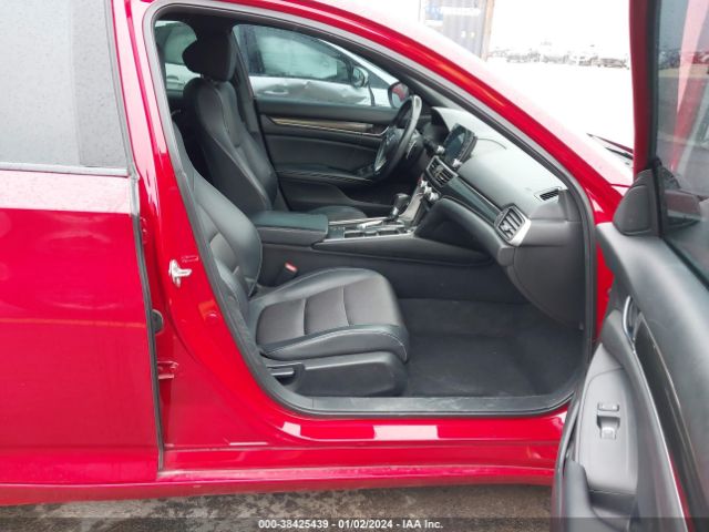 1HGCV1F3XJA203027 Honda Accord Sport