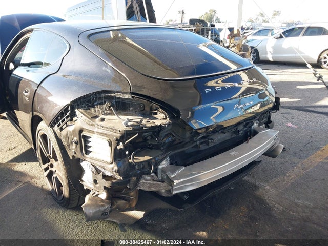 Porsche Panamera 2014 WP0AA2A70EL011921 Image 17