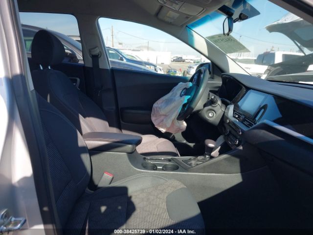 KNDCB3LC9L5397021 KIA NIRO LX