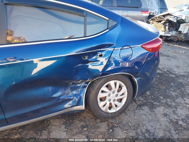 Hyundai ELANTRA SE 2018 5NPD74LF6JH273775 Image 6