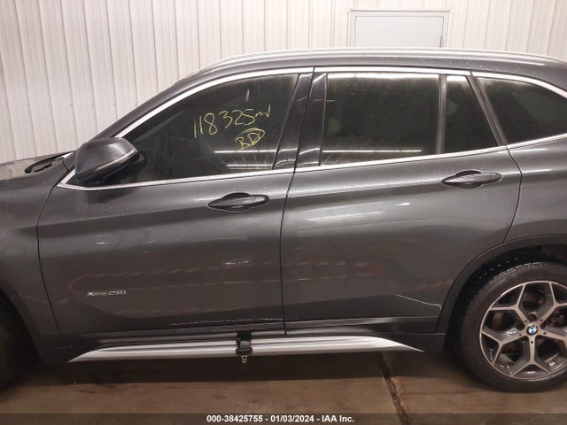 BMW X1 Xdrive28i 2016 WBXHT3C35G5E48237 Image 14