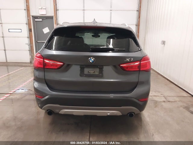 BMW X1 Xdrive28i 2016 WBXHT3C35G5E48237 Image 16