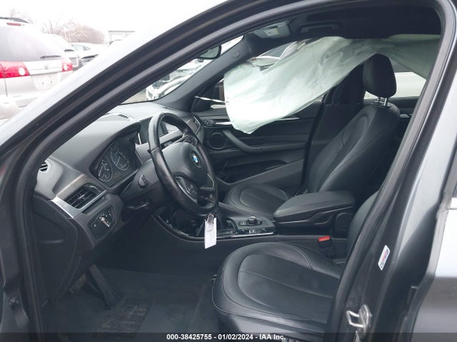 BMW X1 Xdrive28i 2016 WBXHT3C35G5E48237 Image 5