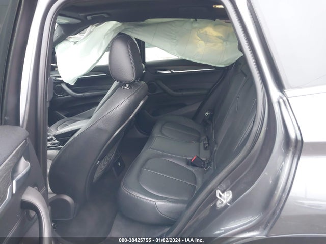 BMW X1 Xdrive28i 2016 WBXHT3C35G5E48237 Image 8