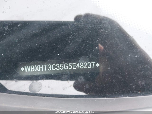 BMW X1 Xdrive28i 2016 WBXHT3C35G5E48237 Image 9