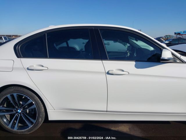 WBA8B9C56JEE82292 BMW 330I