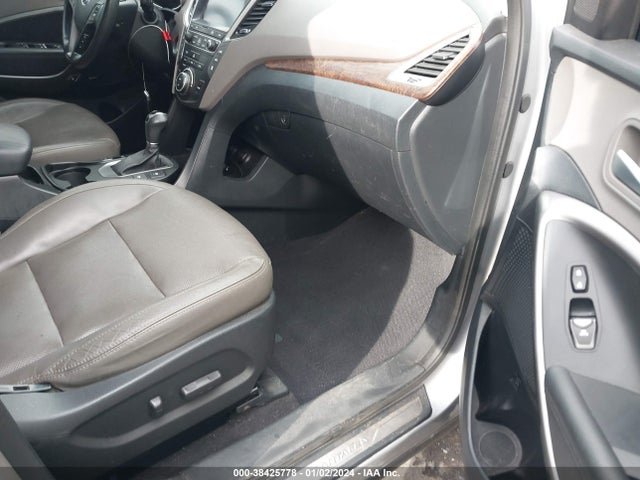 Hyundai Santa Fe Limited Ultimate 2017 KM8SR4HF6HU184018 Image 5