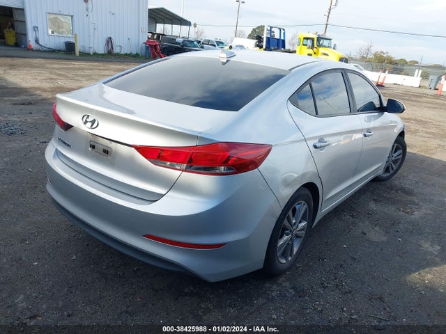 Hyundai ELANTRA SE 2017 5NPD84LF3HH042257 Image 4