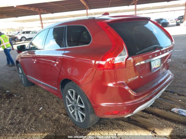 2017 VOLVO XC60 YV449MRR9H2016064 Photo 2