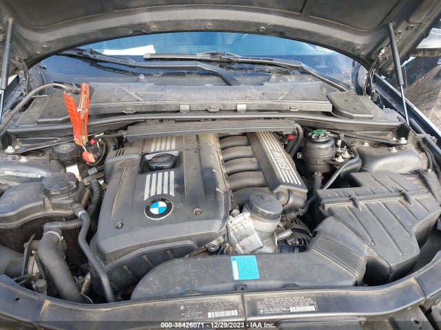 Продажа на аукционе авто 2008 Bmw 328i, vin: WBAVC53558FZ89064, номер лота: 38426071