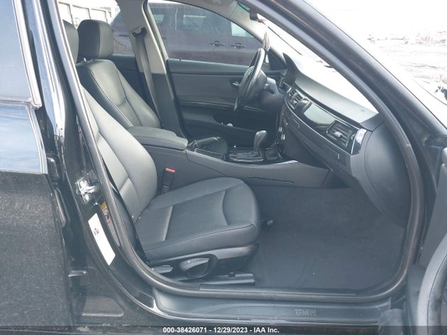 Продажа на аукционе авто 2008 Bmw 328i, vin: WBAVC53558FZ89064, номер лота: 38426071