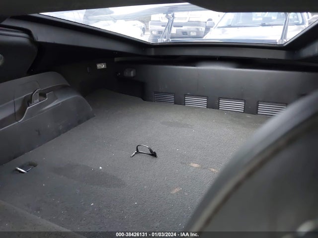 Chevrolet CORVETTE STINGRAY 2017 1G1YB2D70H5106116 Image 8