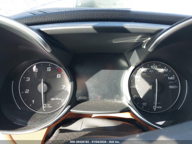ZARFAEDN2J7563107 Alfa Romeo Giulia Awd