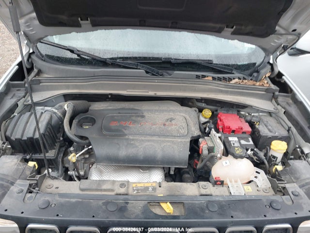 ZACNJABB6LPL44418 Jeep Renegade Latitude Fwd