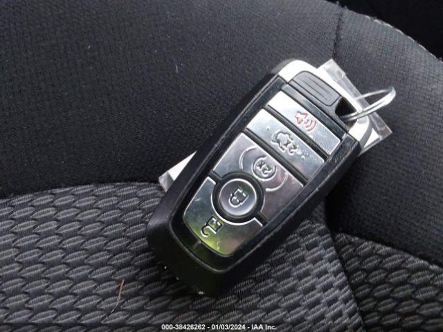 1FM5K8D89JGC15492 Ford EXPLORER XLT