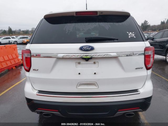1FM5K8D89JGC15492 Ford EXPLORER XLT
