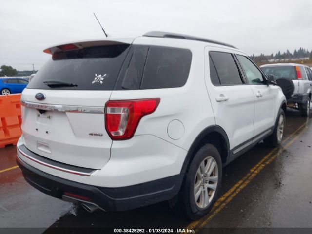 1FM5K8D89JGC15492 Ford EXPLORER XLT